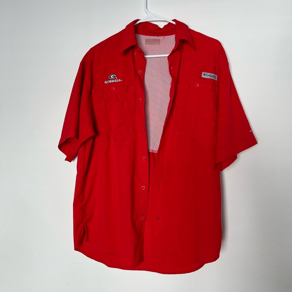 red columbia pfg button down